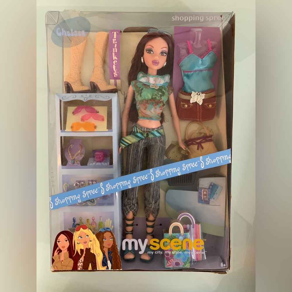 🥇NWT Signature Barbie My Scene Shopping Spree 2004 Collection